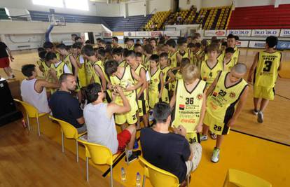 Košarkaški kamp na Gripama: Klinci učili od klupskih legendi
