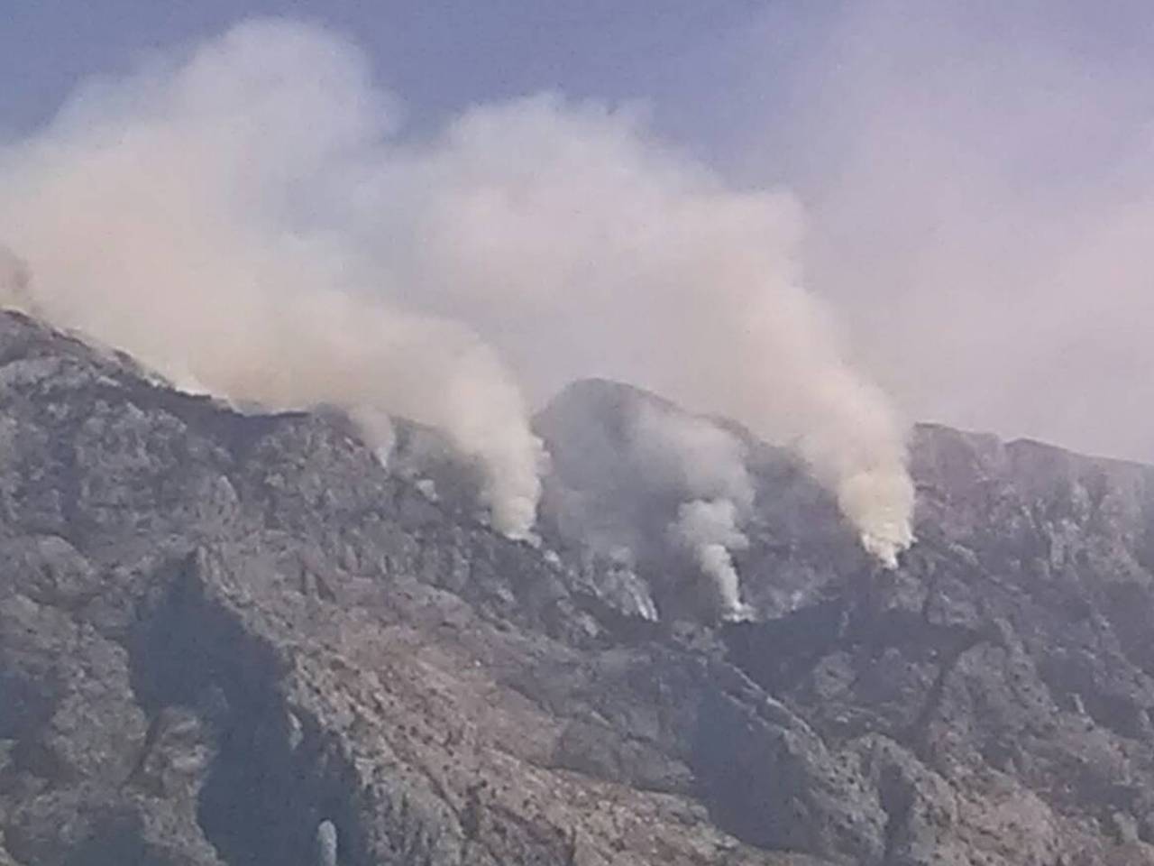 Na Biokovu gori danima: Požar se premjestio na sjever planine