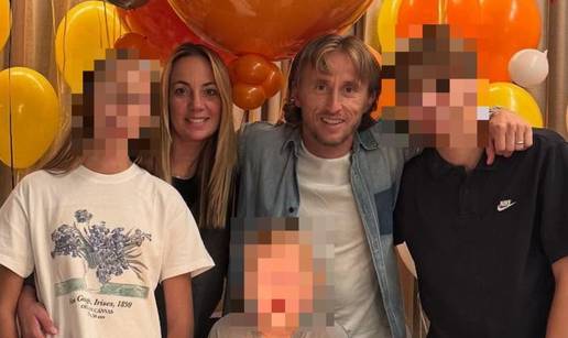 Slavlje Modrićevih u novome domu u Milanu: 'Poseban dan'