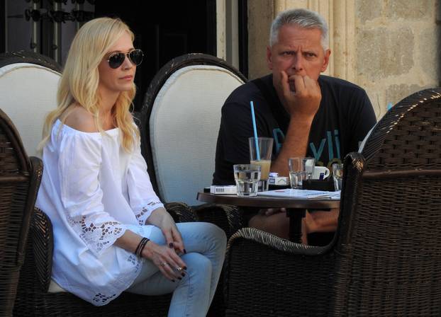 Dubrovnik: Rozga na kavi s prijateljem zapalila cigaretu