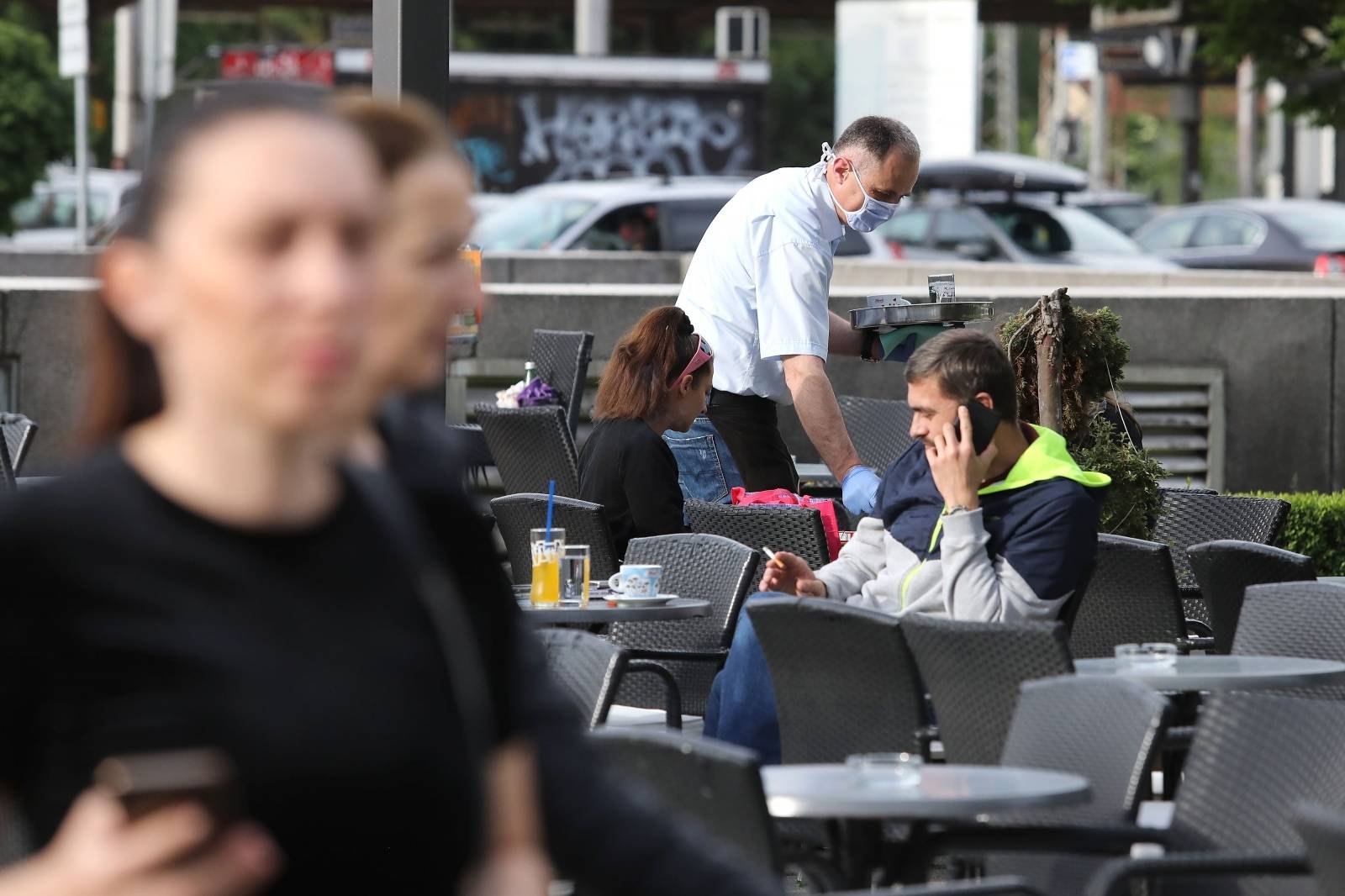 Zagreb: Kafićima i restoranima od danas dozvoljen rad