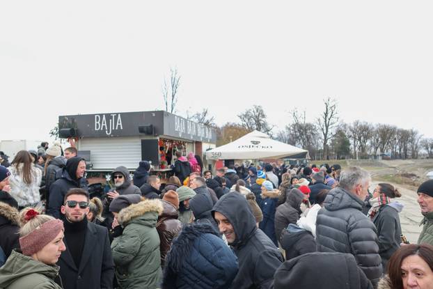 Osijek: Doček australske Nove godine u Beach Bar Bajta