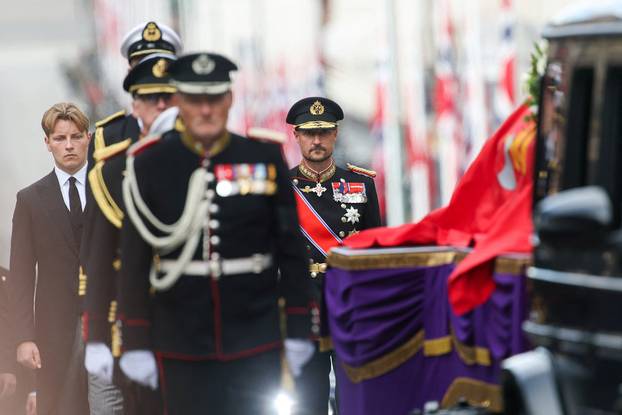 Norway lays King Harald to rest