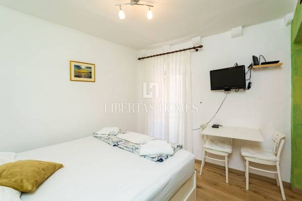 FOTO Netko ovih 16 m2 prodaje za 185.000 eura u Hrvatskoj! Prodavač: 'Adresa je prestiž'