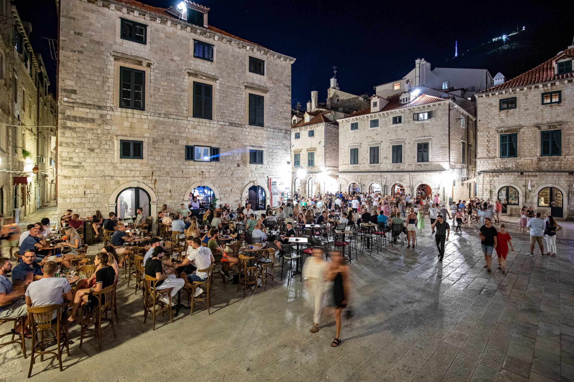 Dubrovnik: Caffe bar Cele za vrijeme sezone jedan je od najpopularnijih lokala u gradu