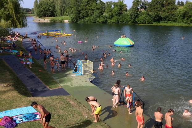 Osvježenje u rijeci Korani