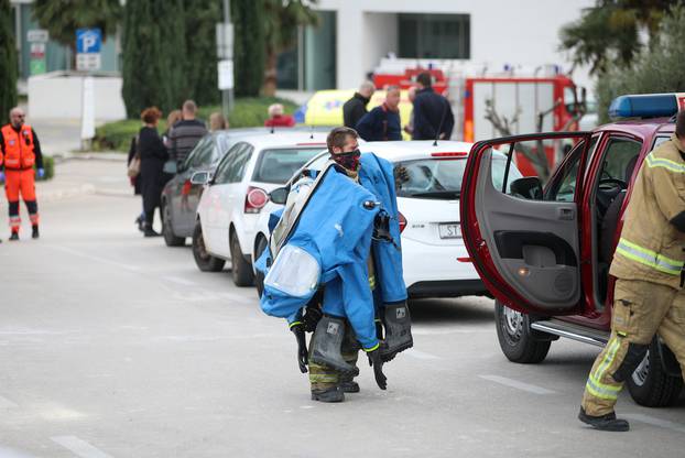 Zbog curenja klora evakuiran hotel u Splitu, dvije osobe u bolnici