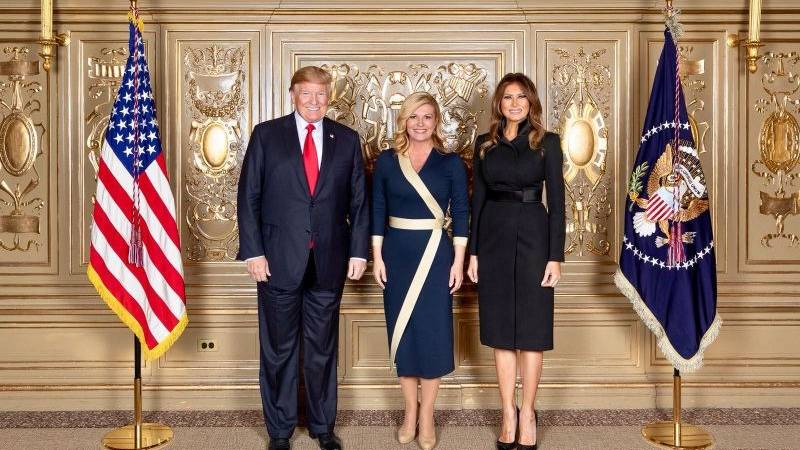 Napravili su haljinu za Kolindin susret s Trumpom i oduševili. Otada su tražena roba u gradu 15 haljina kgk