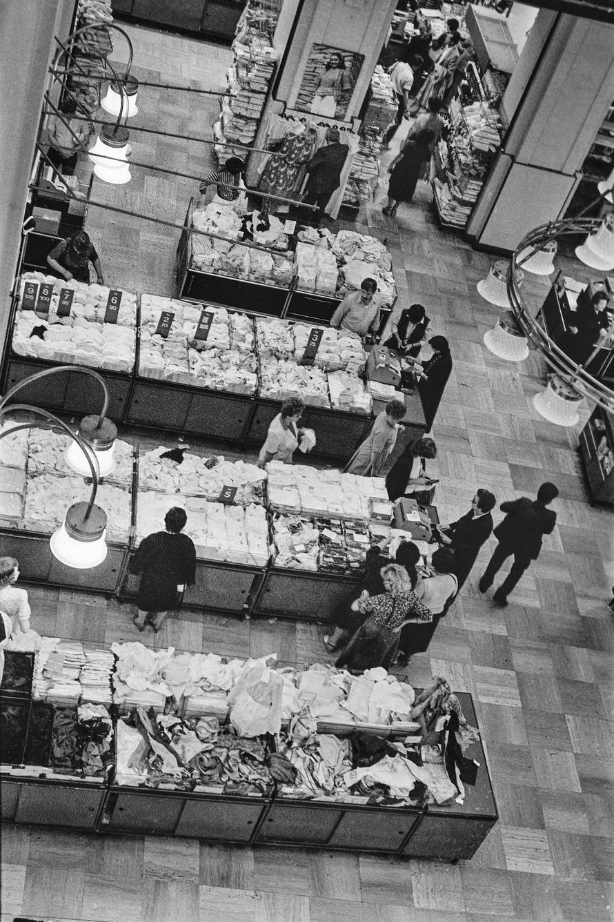 Zagreb: Kupovina u robnoj kući Nama u Ilici u rujnu 1984. godine