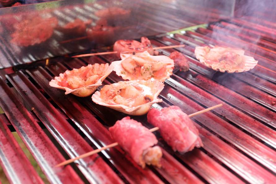 Zlatni ćevap autobusom punim navijača otputovao u Kaštela