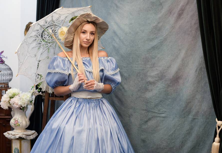 Želite znati kako biste izgledali u prošlosti? Ovaj zagrebački foto-studio će vas transformirati