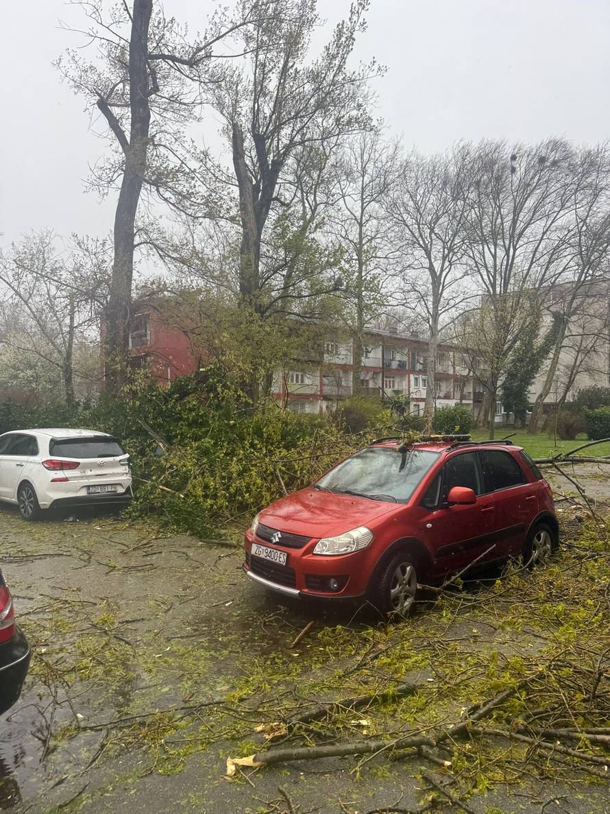 OZLIJEĐENI VATROGASCI  Učenici ostaju u domu na Sljemenu