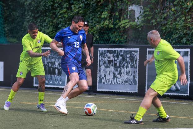 Zagreb: Revijalna utakmica legendi Dinama i hrvatske nogometne reprezentacije u &ccaron;ast Nikole Pokriva&ccaron;a