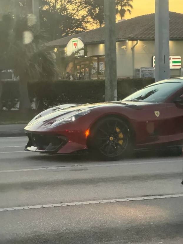 FOTO Luksuzno carstvo Michaela Jordana: Jahtom zagospodario Splitom, a u garaži samo jurilice