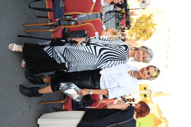 Zagreb: Dolazak uzvanika na 90. Zlatnu iglu