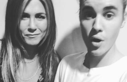 Neobičan par: Justin Bieber pohvalio se 'fotkom' s Aniston