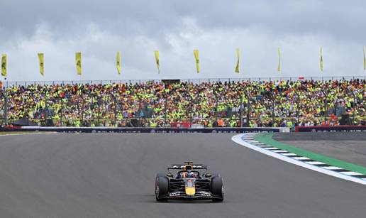 VIDEO Verstappen se konačno probudio i osvojio 44. 'pole' u karijeri! Odvozio čudesni krug