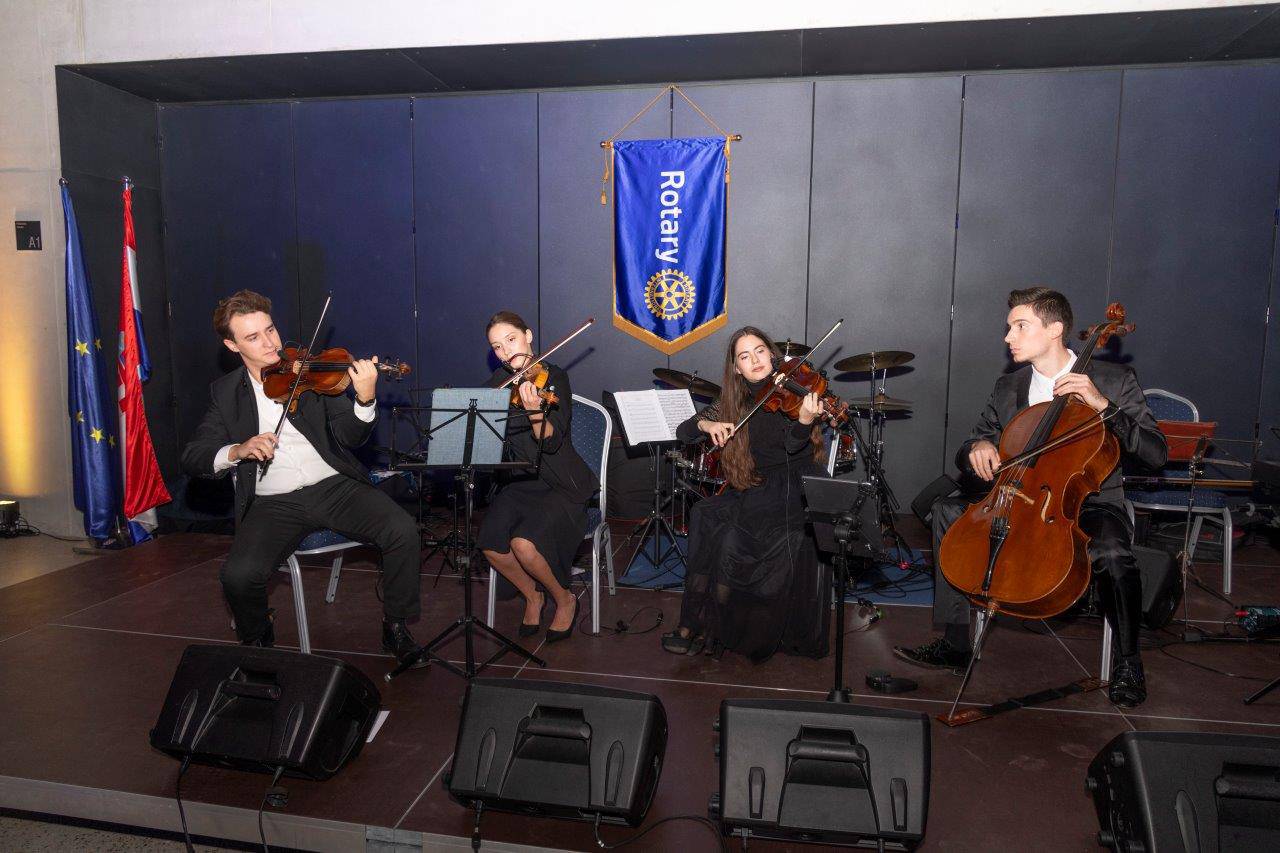 Rotary Club Zagreb Medveščak obilježio Svjetski dan borbe protiv dječje paralize