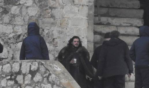 Jon Snow stigao u Dubrovnik: Na setu serije opušta se kavom