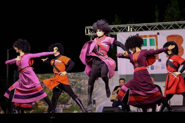 Podstrana: Međunarodni festival folklora