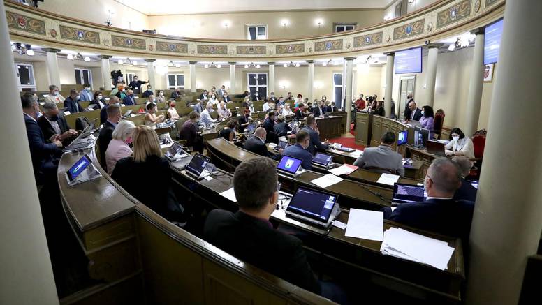 Zagrebački SDP najavio da će podržati izmjenu mjere roditelj odgojitelj u Gradskoj skupštini