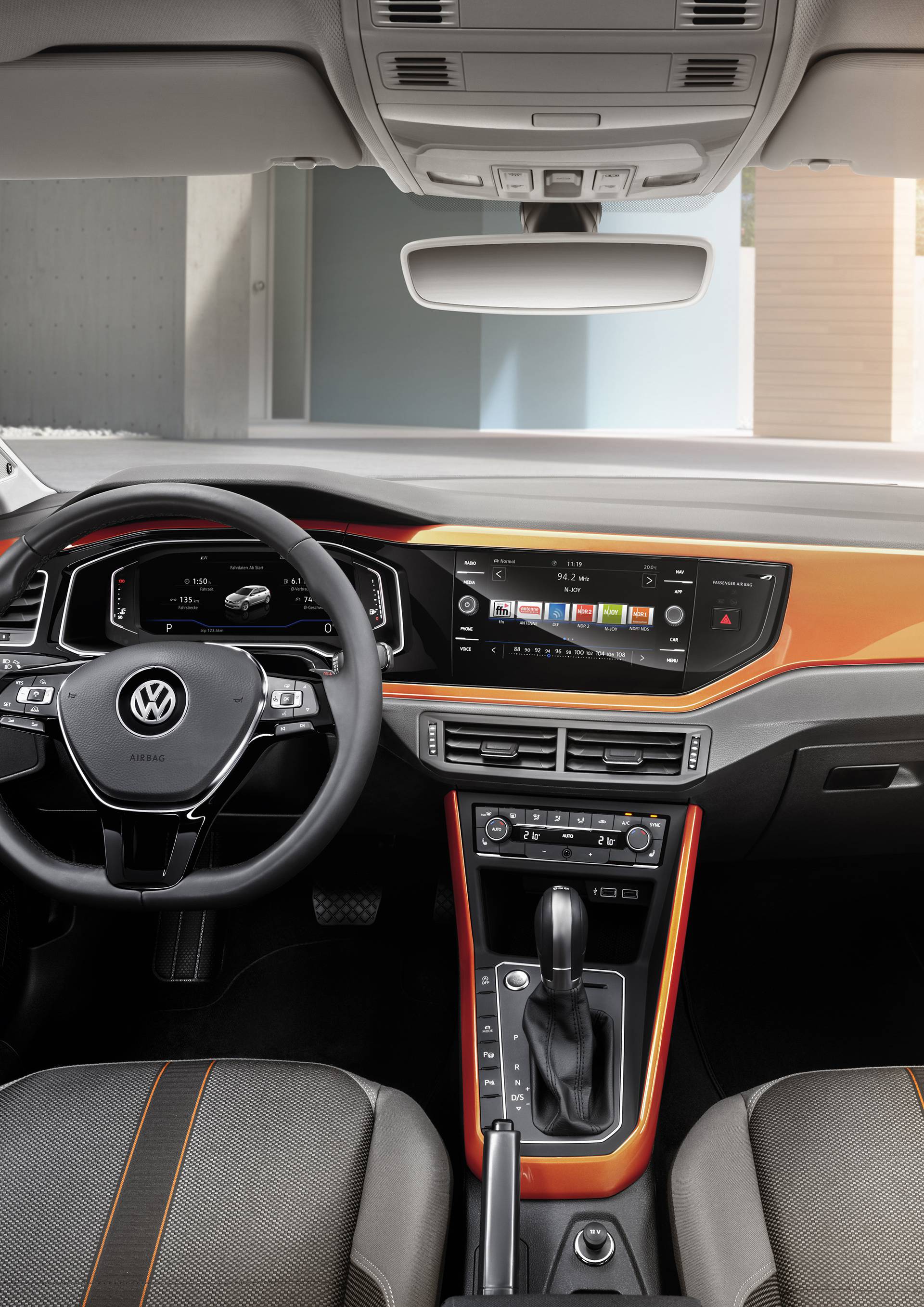 Volkswagenov Polo je odrastao i od sada je uz bok bratu Golfu