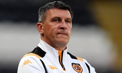 Jakirovi&cacute;ev klub odgodio susret 18 minuta prije po&ccaron;etka. Bijesni navija&ccaron;i: 'Vratite nam novac...'