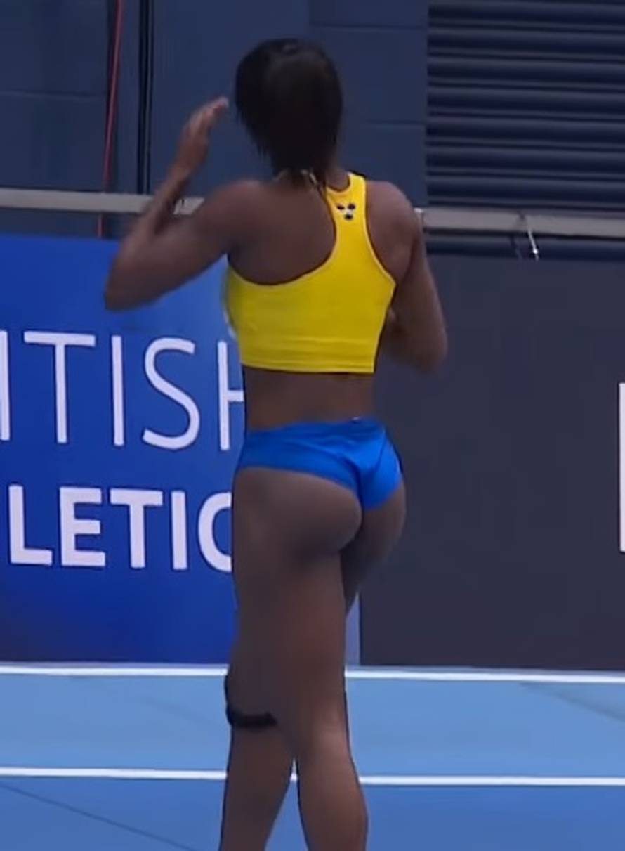 'Naravno da pokazujem guzu, Ferrari nećete držati u garaži'