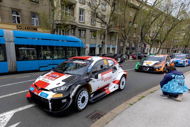 Zagreb: Automobili se provozali centrom grada dan prije početka WRC Croatia Rally