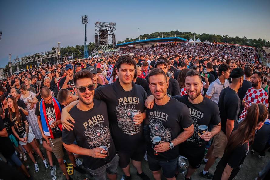 Šibenik: Koncert Marka Perkovića Thomsona na Šibenskom Šubićevcu