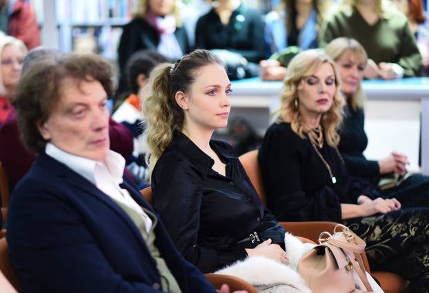 Zagreb: Promocija  knjige 'La Petite Marie' autorice Vjekoslave Huljić