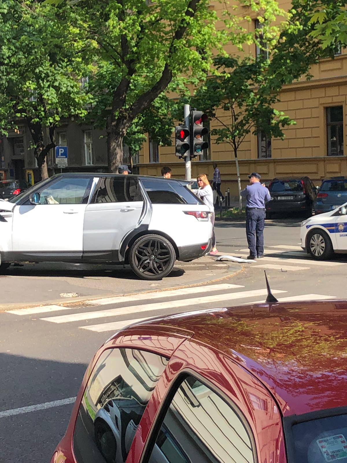 'Honda se zabila u Land Rover, istraga nesreće je u tijeku...'