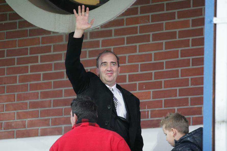 'Čujem se stalno s Modrićem, stižem im s gitarom u Rusiju...'