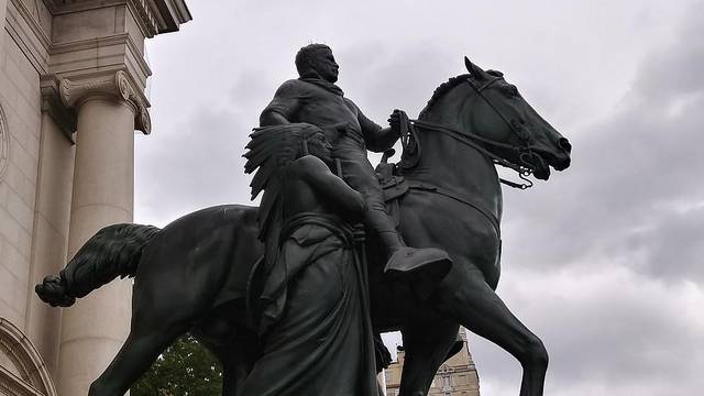 Uklonili kip bivšeg američkog predsjednika T. Roosevelta u New Yorku zbog rasizma