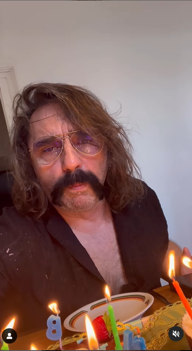 FOTO Ovi domaći glazbenici su poznati po brkovima, a evo kako izgledaju bez njih