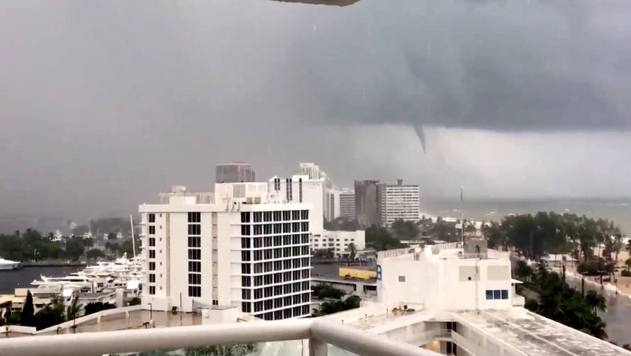 A tornado is seen from Fort Lauderdale beach