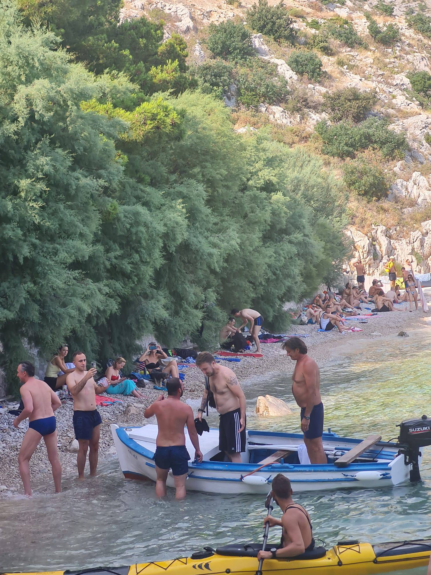 VIDEO Evo kako je Edo Maajka došao na Festival u uvali Vruja