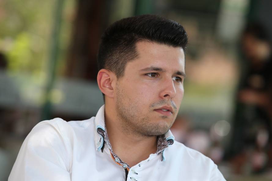 'Mladi' prozvali: Vrgorac je pun uhljeba iz vrha lokalnog HDZ-a