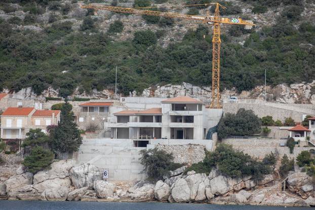 Dubrovnik: Bivši nogometaš Darijo Srna gradi svoju vikendicu u Lozici