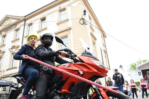 Bjelovar: U sklopu BOK festivala glumci i motoristi sudjelovali u moto alki
