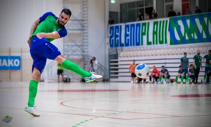 Olmissum na domaćem terenu deklasirao Dinamo 6-0 i stigao na korak do naslova prvaka