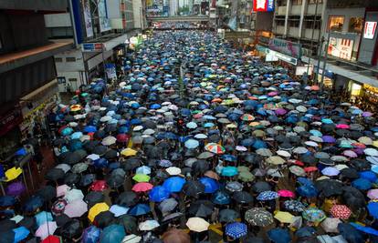 Prosvjed u Hong Kongu: Ulice pune, došlo je 1,7 milijuna ljudi