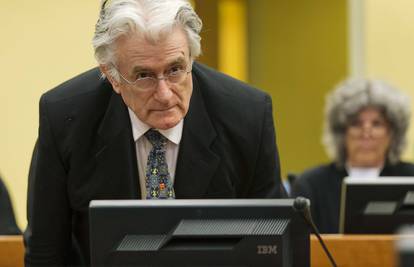 Karadžić traži da se njegovo suđenje pauzira na 4 mjeseca