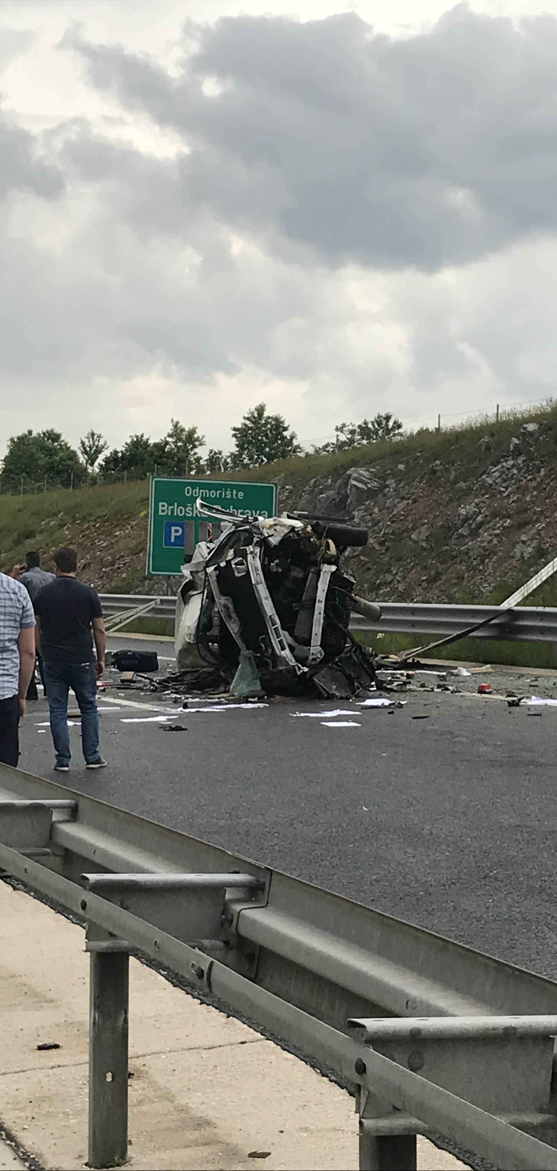 Teška nesreća na autocesti A1: Kamion je potpuno smrskan
