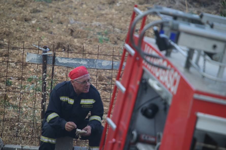 Piloti kanadera: Ovo je majka svih požara, to još nismo vidjeli