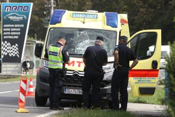 Karlovac: U te&scaron;koj prometnoj nesre&cacute;i poginula pje&scaron;akinja
