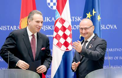 Novi šef diplomacije Crne Gore stigao je u Zagreb: 'Otvorena pitanja rješavamo prijateljski'