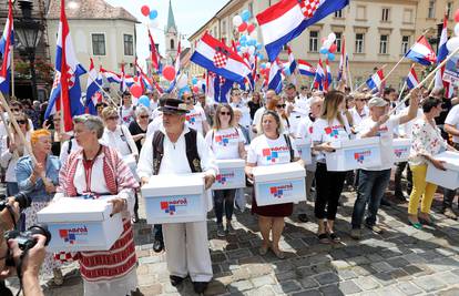 Narod odlučuje: Želimo ostavku Kuščevića  te novi referendum!