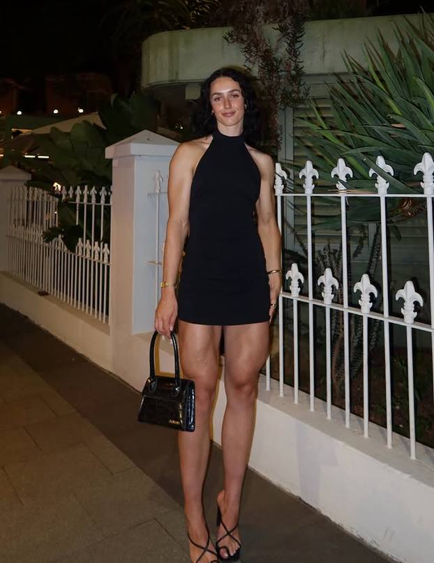 FOTO Tijelo joj je spektakl i nema ni grama masti: Ovako izgleda savršena trenerica!