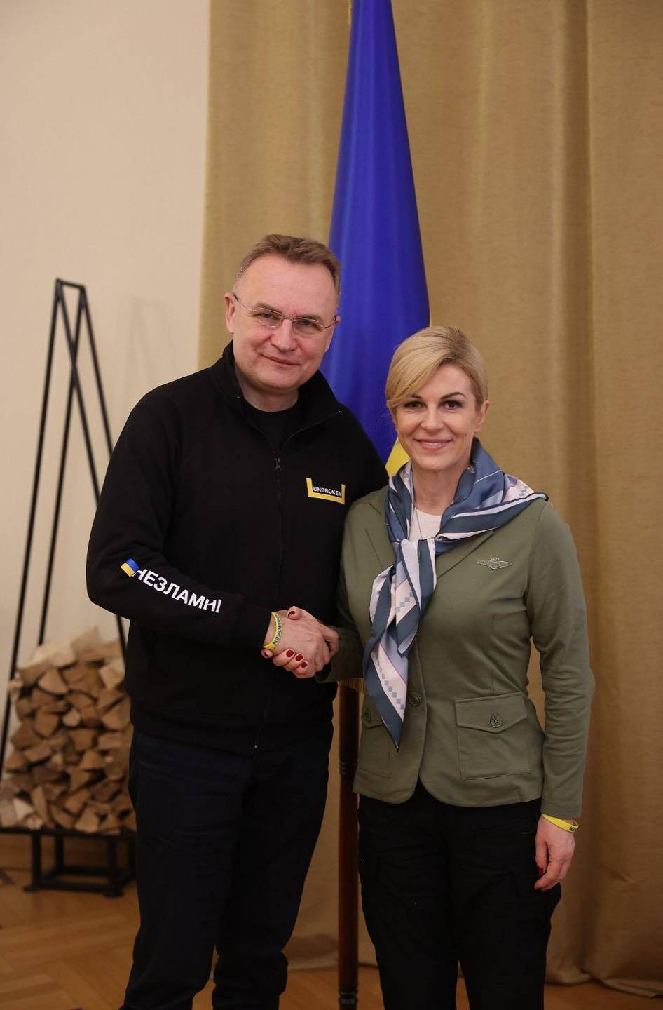 Kolinda u maskirnim hlačama Ukrajincima poslala poruku